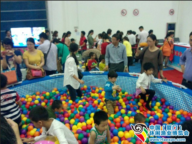 户外充气用品INTEX打造的海洋世界-休闲渔业展